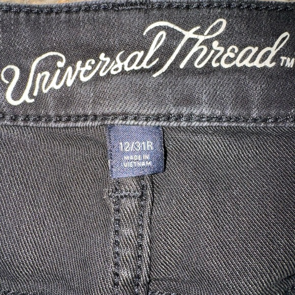 Universal Thread Jeans size 12 EUC black - Picture 2 of 5